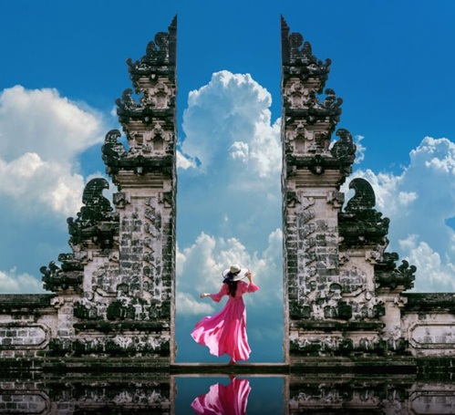 The Best of Bali: Ubud’s Green Retreat & Kuta’s Sandy Paradise.