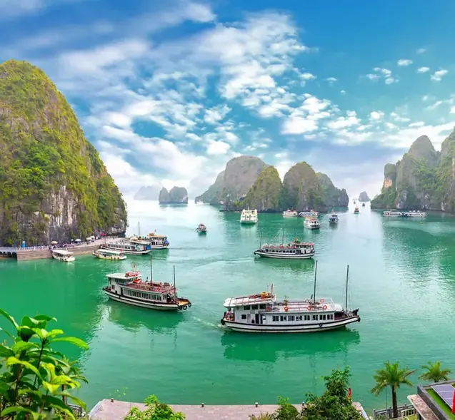 Enchanting Vietnam – Halong Bay, Hanoi & Ancient Hoa Lu