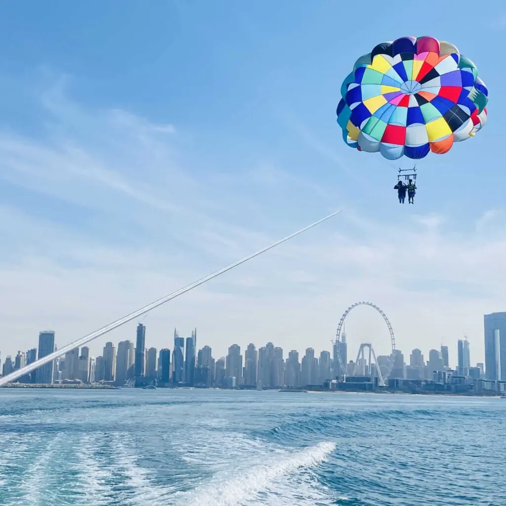 Dubai Parasailing – Soar High Above the Arabian Gulf